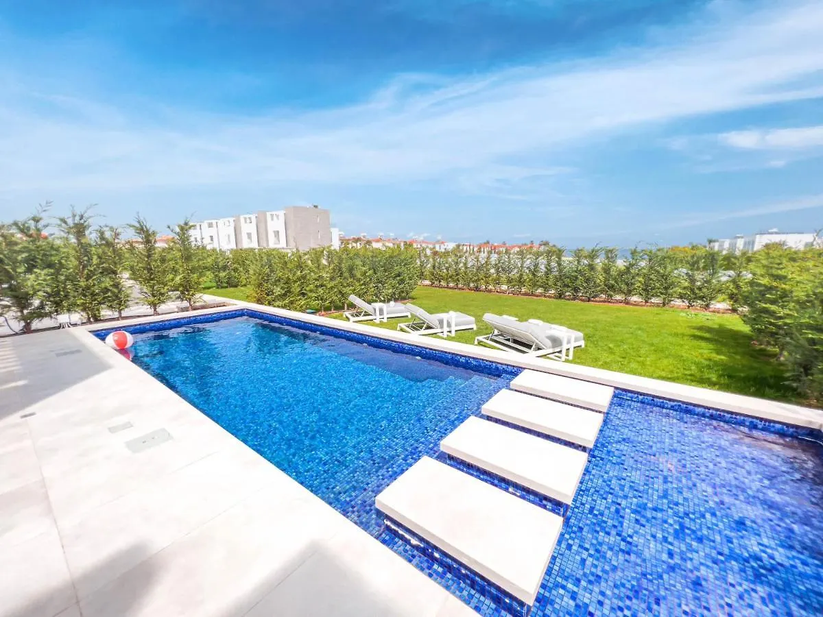 Azure Seaview - Jade Villa Protaras